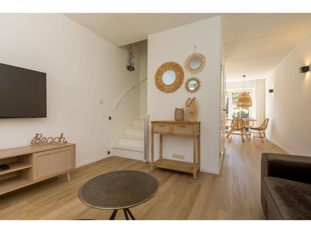 דומבורג Quietly Located House Within Walking Distance Of The Beach מראה חיצוני תמונה